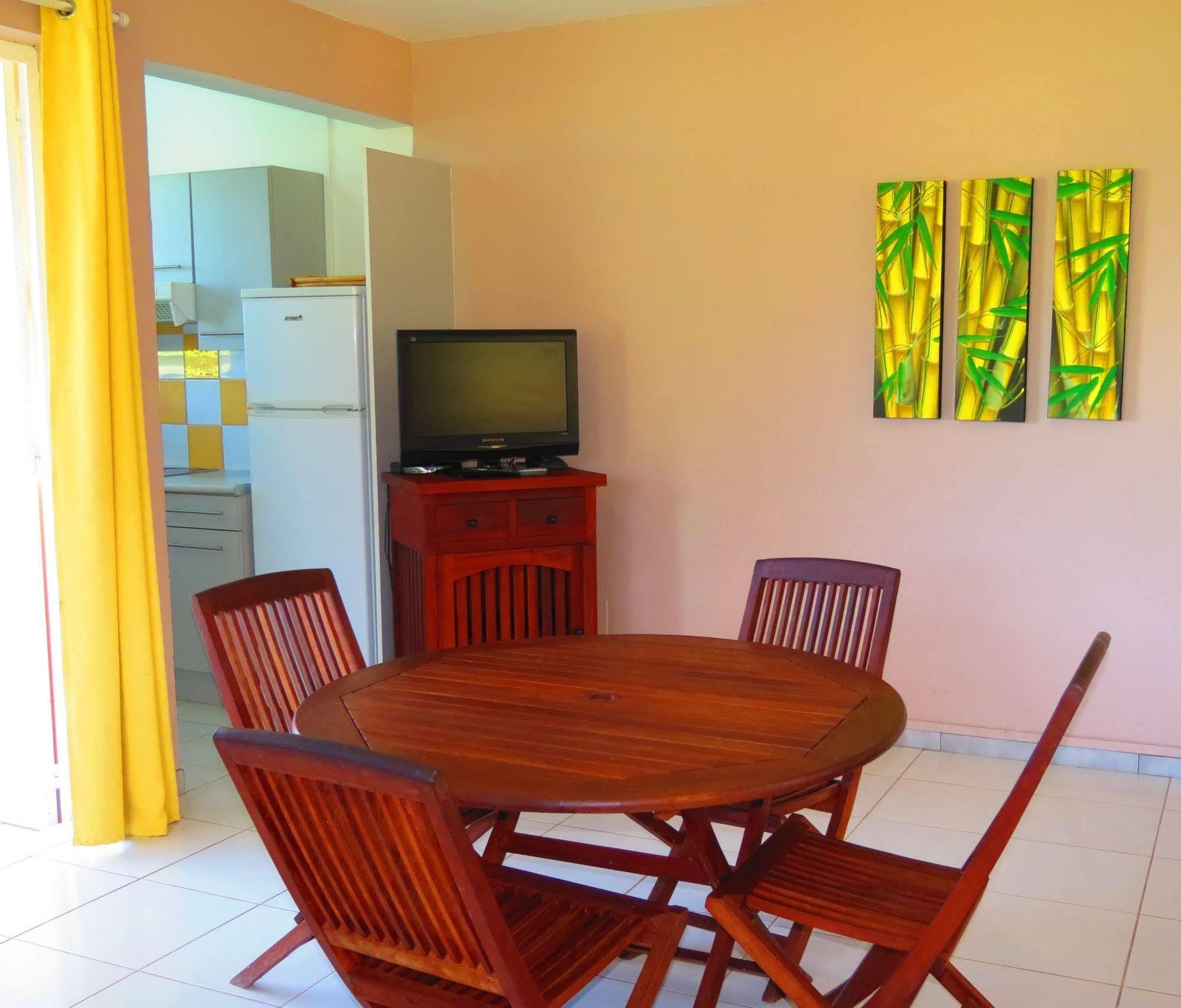 Aparthotel Domaine De L'Anse Ramier Les Trois-Ilets Esterno foto